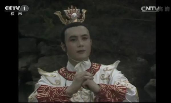 王者荣耀偶遇冠军称号李白,游走八戒教他做人,队友纷纷点赞_李白_八戒_称号 王者荣耀偶遇冠军称号李白,游走八戒教他做人,队友纷纷点赞_李白_八戒_称号