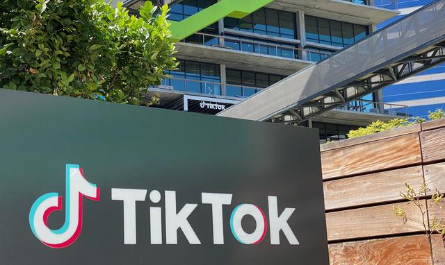 半年做了1000万粉丝,月收入超10万,普通人的他靠什么逆袭?|tiktok|抖音|短视频|涨粉_网易订阅 半年做了1000万粉丝,月收入超10万,普通人的他靠什么逆袭?|tiktok|抖音|短视频|涨粉_网易订阅