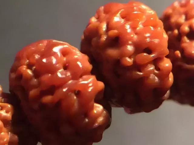 qq名片赞0.1元十万(QQ秀华丽升级,这是要干票大的?)-趣盘玩 qq名片赞0.1元十万(QQ秀华丽升级,这是要干票大的?)-趣盘玩