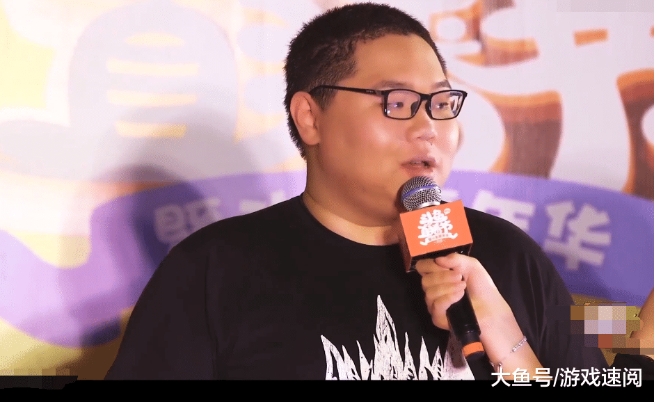 包含PDD复播见证人气：热度超2亿，斗鱼直接崩了，土豪狂刷3000个火箭_直播间的词条